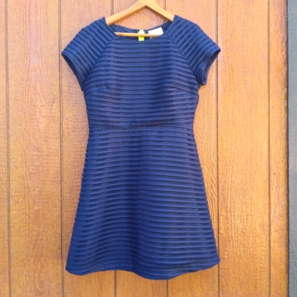 NWOT Sail to Sable Silk Navy Neon Gold Textured Knit Tee Sleeve Flounce Dress 12